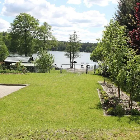 Nad Jeziorem Sukiel Z Wlasna Plaza Apartman